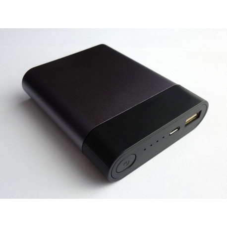 Power bank case for 4 batteries (10400mAh)