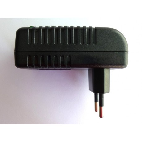 PoE power adapter (injector), 12V, 1A