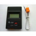 Digital thermometer TM-902C with temperature probe Type K