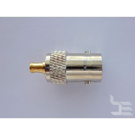 RF coaxial adapter MCX (M) to BNC (F)